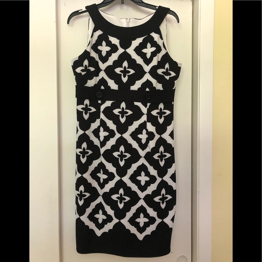 Gorgeous black/white dress